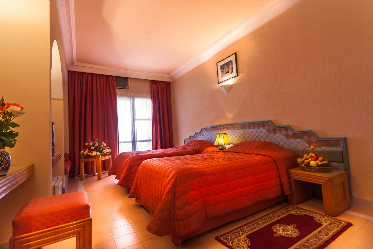 Chems Le Tazarkount Hotel Afourer Luaran gambar
